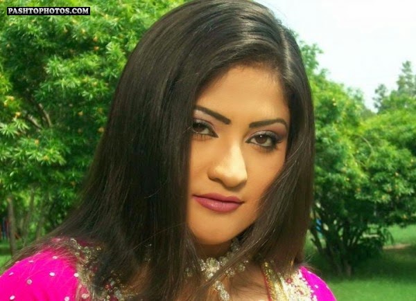 Salma-Shah-Six Salma-Shah-Beautiful-Photos-New-Pictures-Gallery-Salma-Shah-nice ...