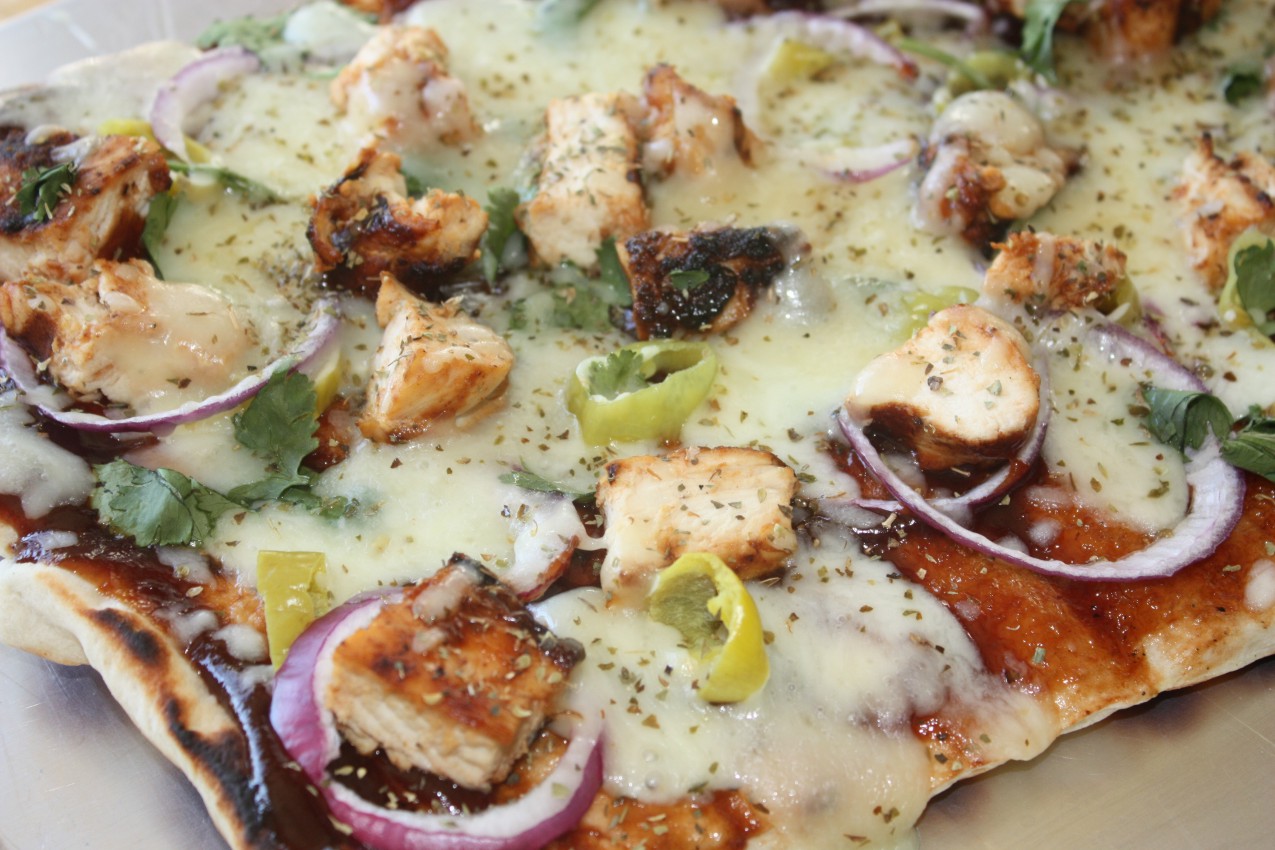 pass the peas, please grilled bbq chicken pizza