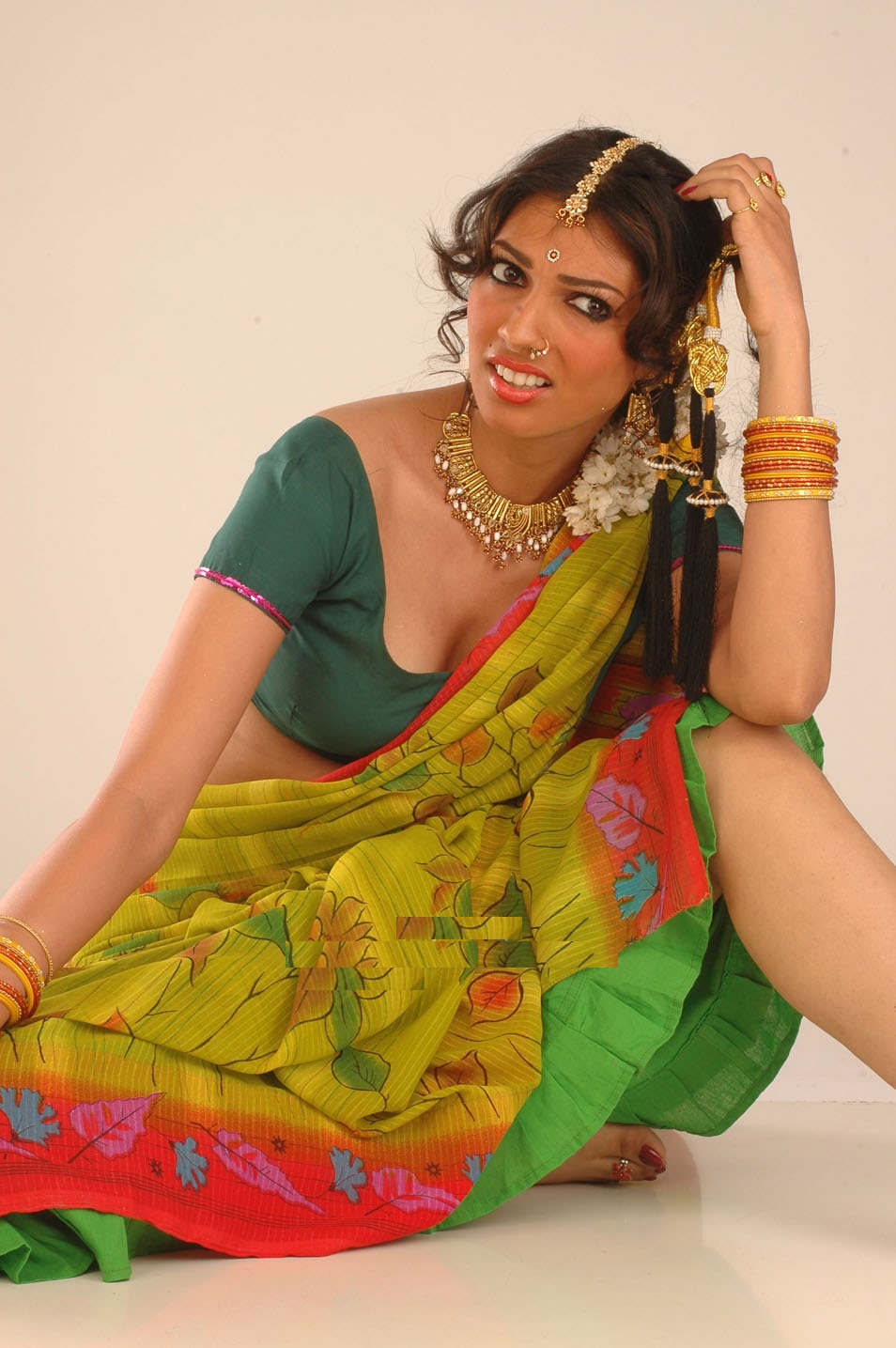 Devaki hot sexy gand ki nangi image Devaki hot sexy gand ki nangi image