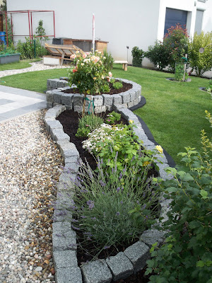 Deffners kleines Häuschen: Endlich, unser Hochbeet ist da!