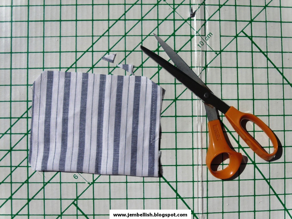 Creating my way to Success How to make your own mouse pad wrist rest in 5 steps and 15 minutes