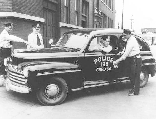 Labels PHOTO CHICAGO CHICAGO POLICE NEW SQUAD CAR c1950