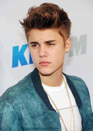 JUSTIN BIEBER JUSTIN BIEBER