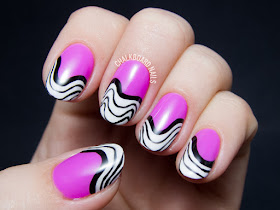 Wavy freehand gel nail art by @chalkboardnails