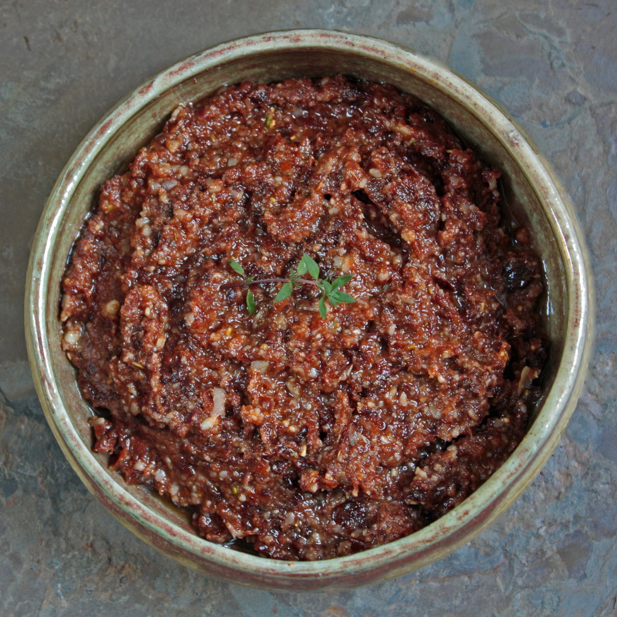 Sundried Tomato & Kalamata Olive Pesto I Breathe I'm Hungry