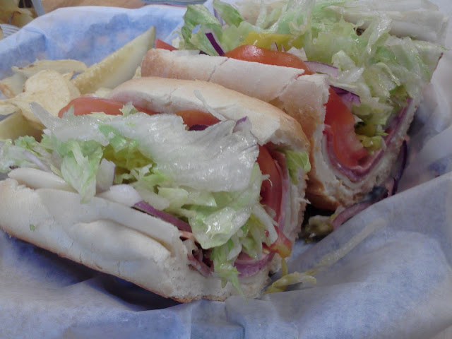 The Quintessential Top-Tier Sandwich Chain and 6 Other Passable Options The Quintessential Top-Tier Sandwich Chain and 6 Other Passable Options