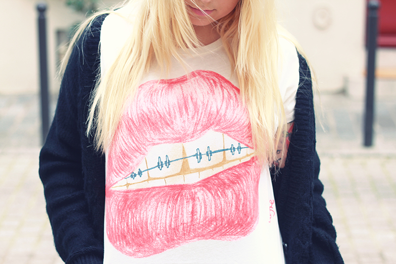 lips tshirt