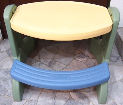 little tikes adjust and draw table