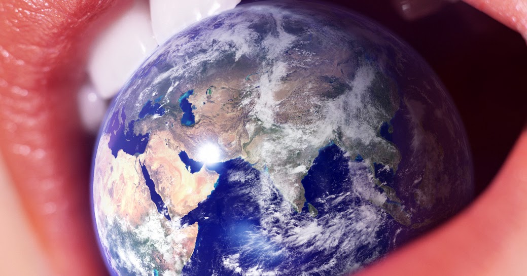 docop�s size blog Giantess Eats the Earth