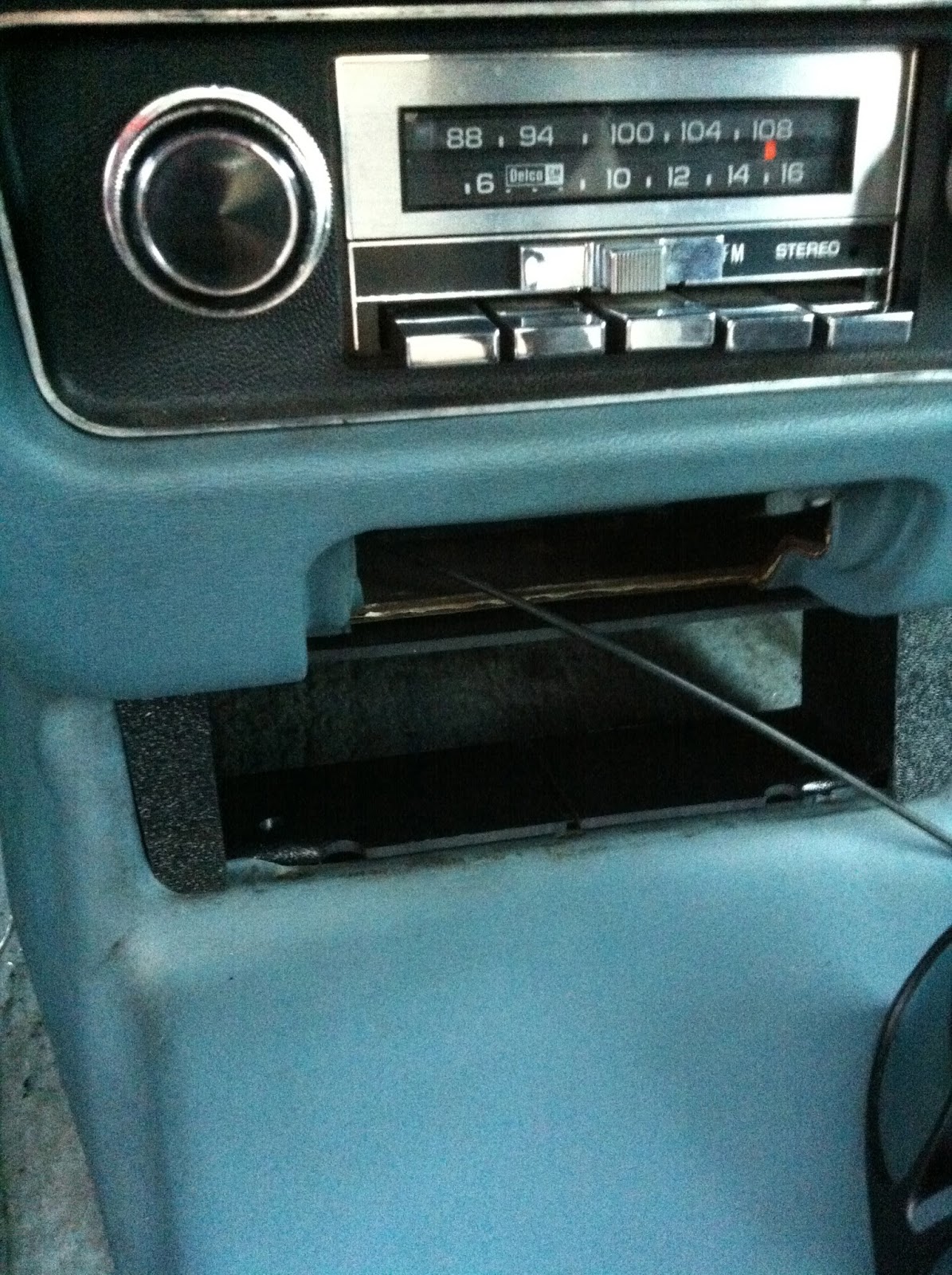 1978 Firebird restoration: radio and speakers