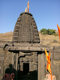 14.हरिश्चंद्रेश्वर मंदिर 