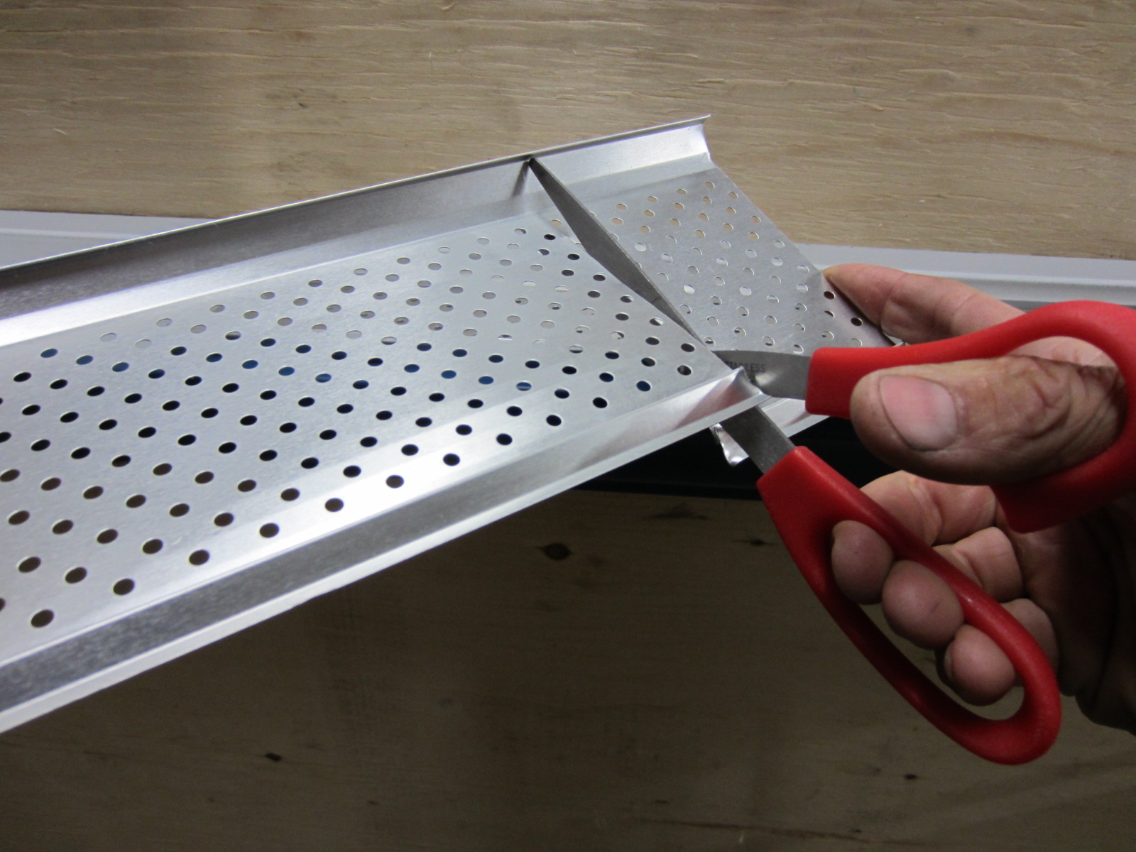 Cutting Clip N Guard with scissors