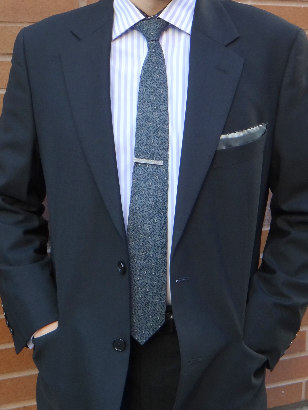 burberry tie and pocket square