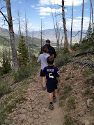 Hike on Bunsen Peak