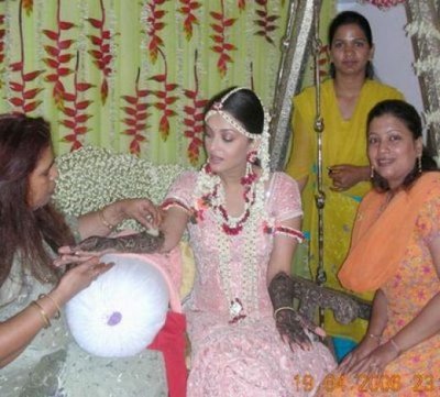 aishwarya rai wedding. Aishwarya Rai in wedding dress