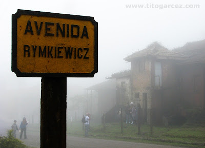 Placa de ferro da avenida Rymkiewicz, em Paranapiacaba - Por Tito Garcez Placa de ferro da avenida Rymkiewicz, em Paranapiacaba