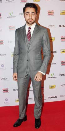 Bollywood Celbs grace the Filmfare Nomination Party