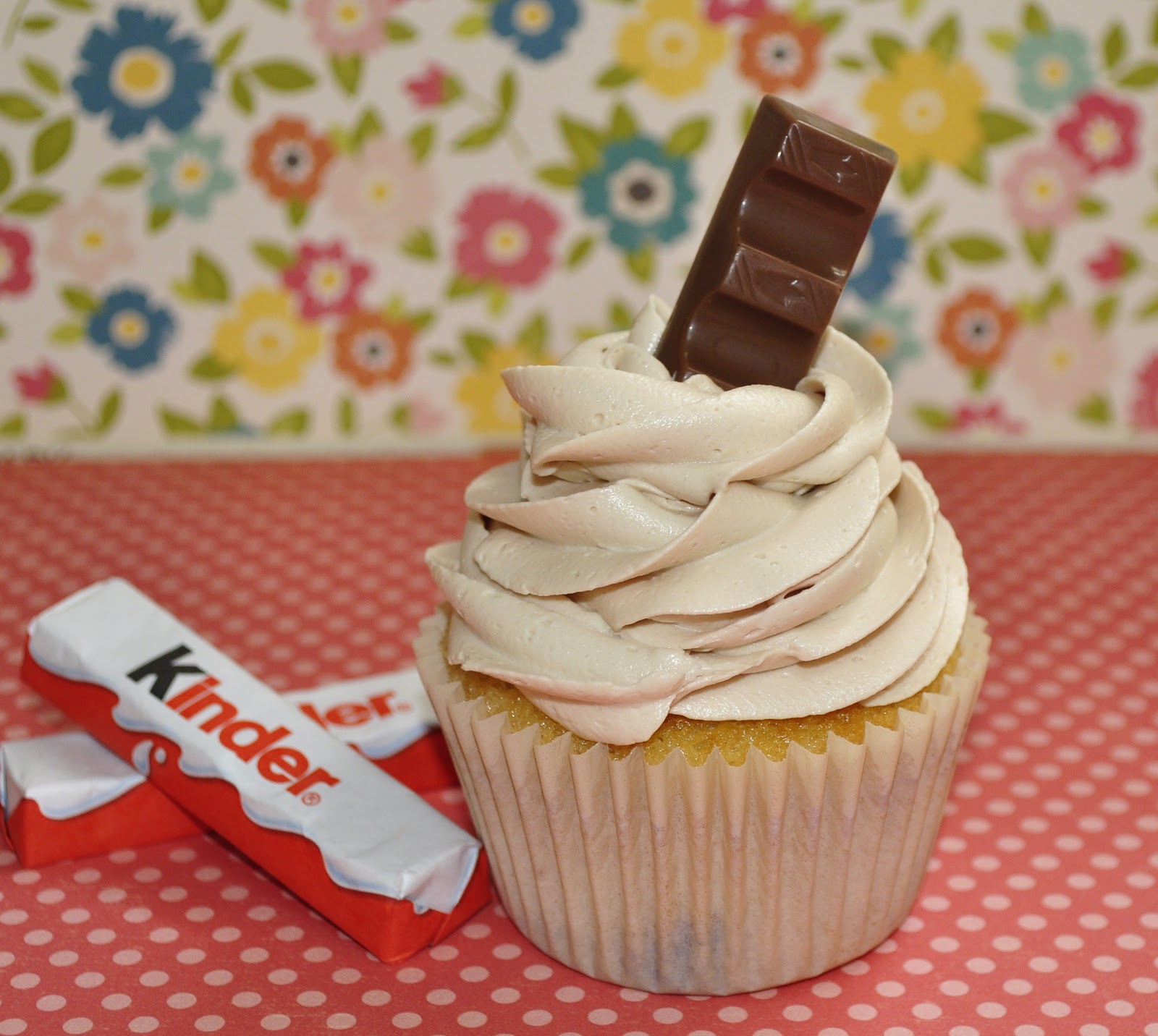 Belle cupcakes KINDER CUPCAKES, LA RECETA QUE DARÁ SENTIDO A VUESTRAS VIDAS!!