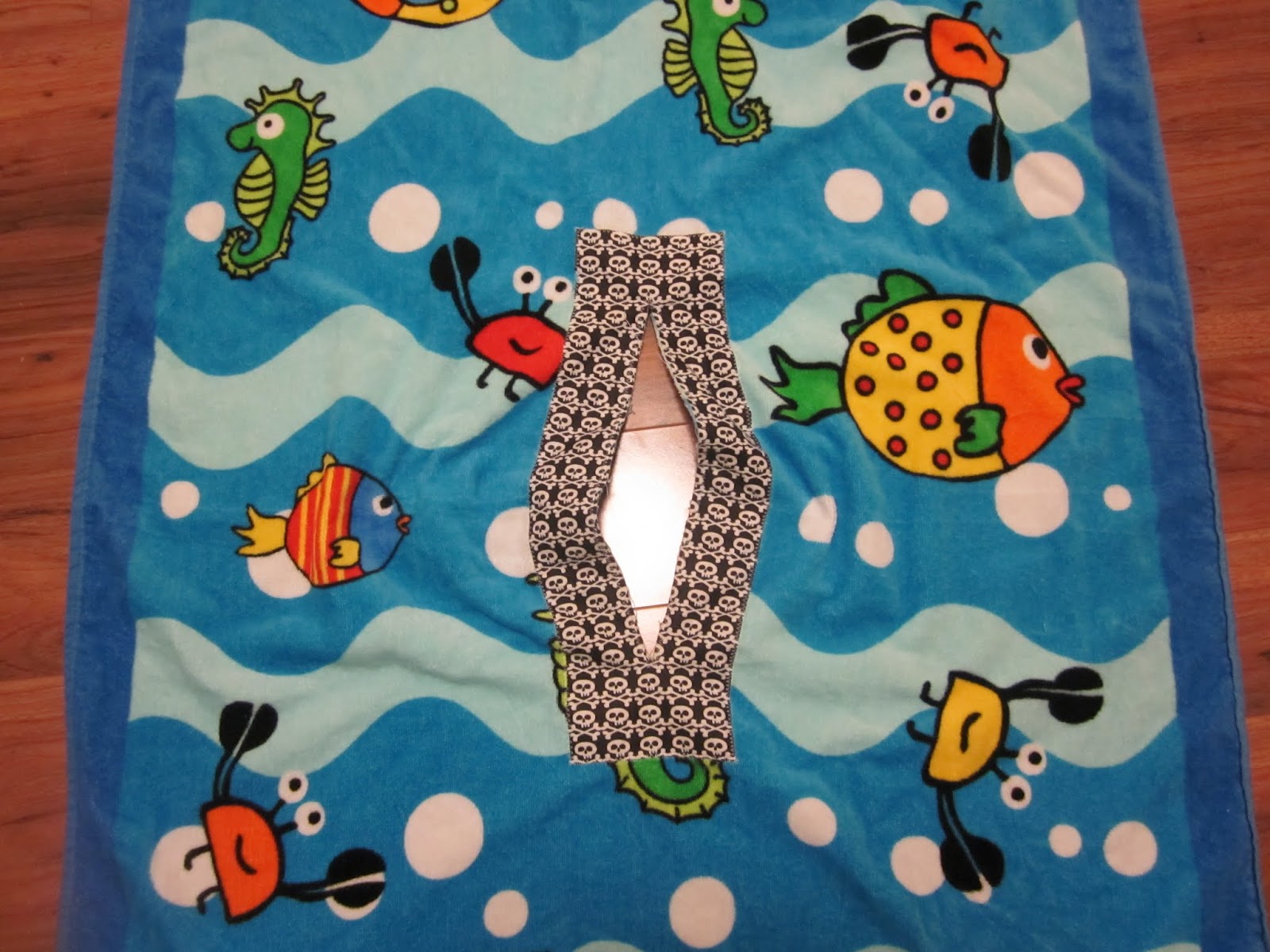 Make, Jane, make! Beach Towel PonchoPack, Revisited with a Tutorial!