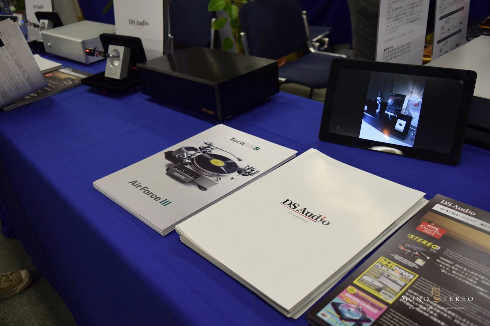 Mono and Stereo HighEnd Audio Magazine Japanese Audio show 2015