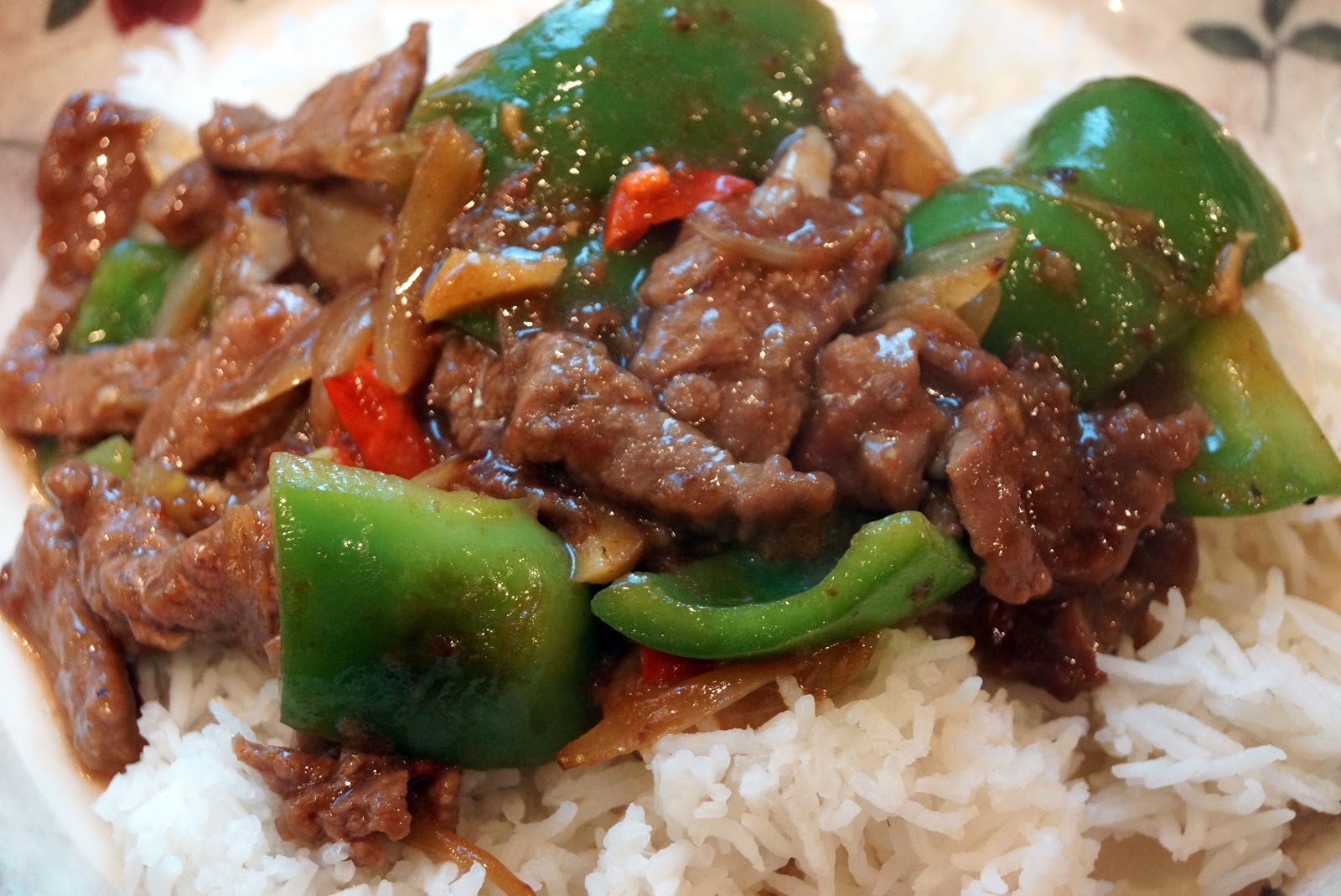 Onions and Paper Chilli Beef Stir Fry