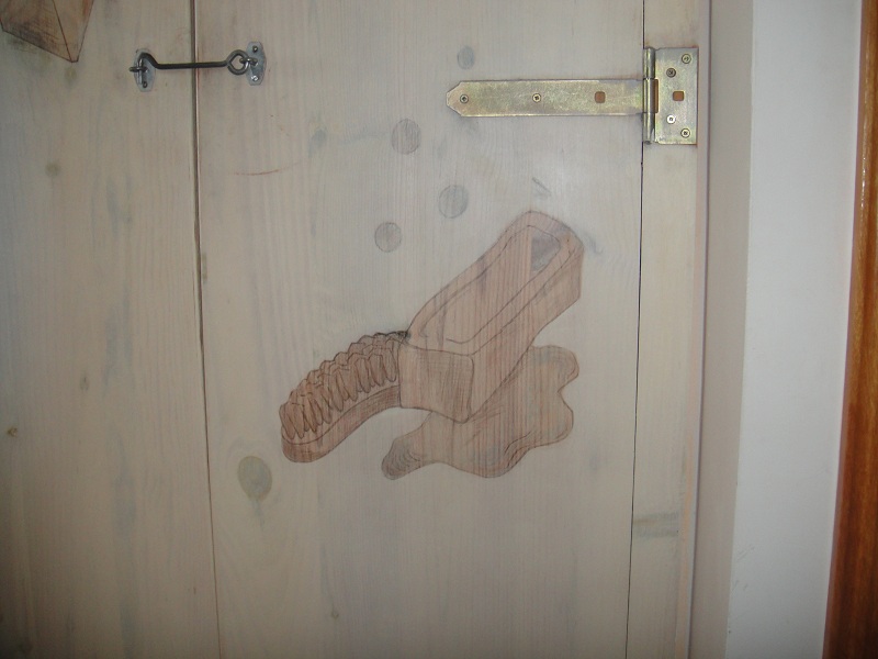 Las creaciones de mi vida: Puertas de armario decoradas.