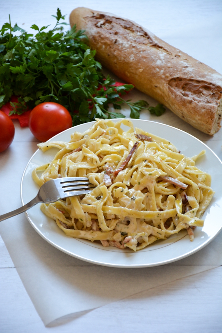 Agi Pasta Away/ Novi Sad/ Food photography Tinkerbell of Laka Fashion