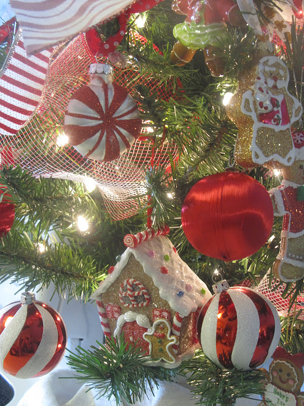 Gingerbread Christmas Tree Topper 2021