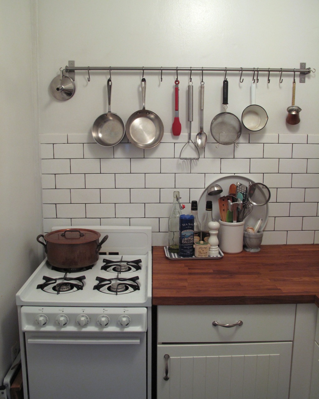 Kitchen cabinet pot organizer Monday, June 17, 2013