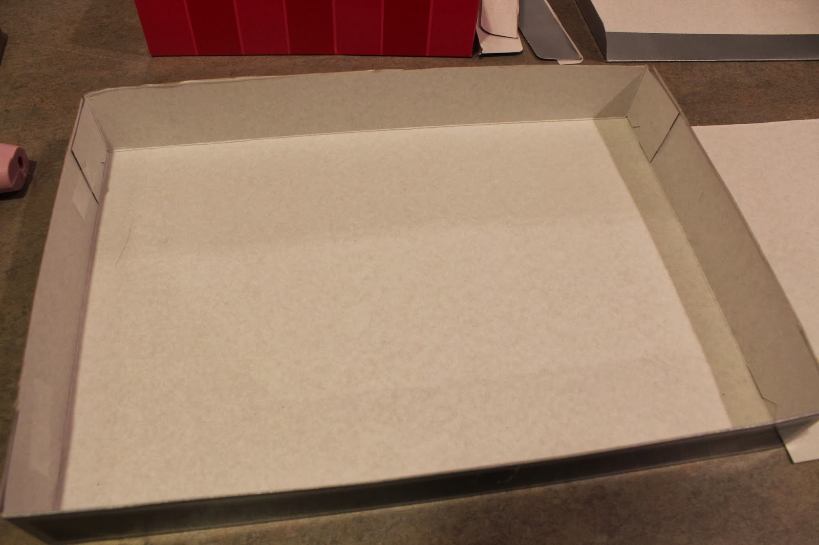 KEEP CALM AND CARRY ON Make A Decorative Tray from a Cardboard Box