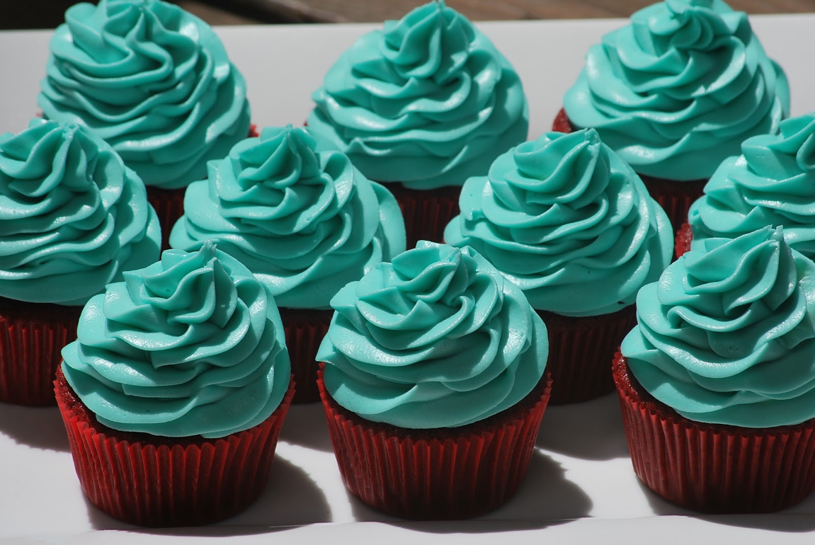 My story in recipes: Cat in the Hat Cake and Cupcakes
