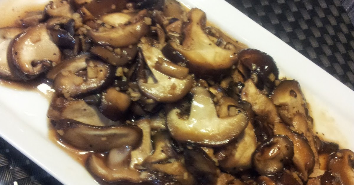 Stirfry / Panfry Sliced White Mushroom with Tempura Sauce and Garlic