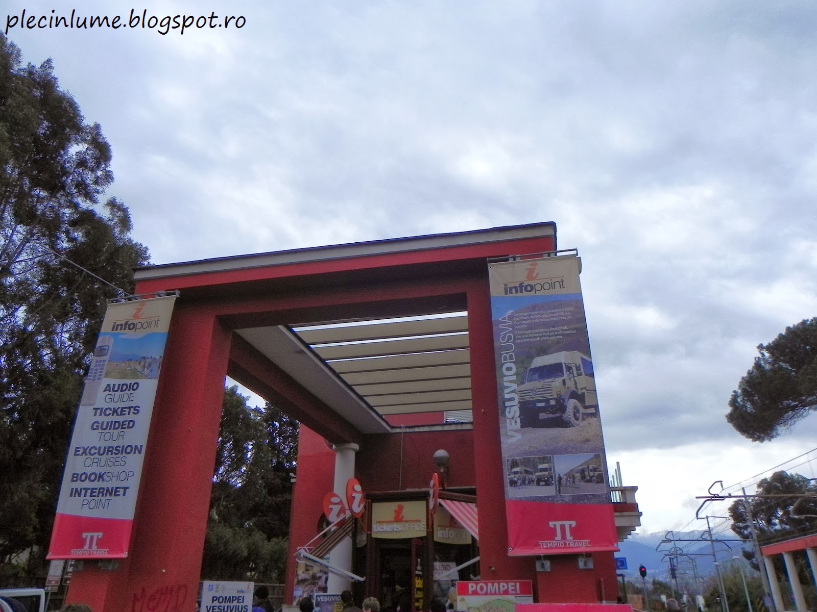 Plecari spre Vezuviu din Pompei Plecari spre Vezuviu din Pompei