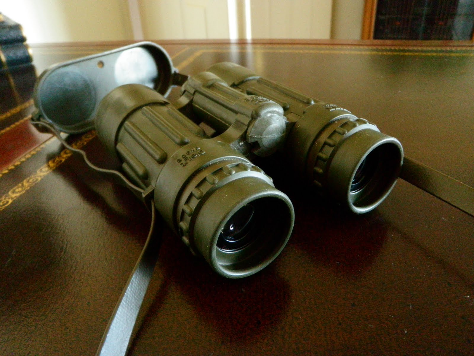 The Gourmet Sportsman Cold War Era Zeiss Optics 30x60 B Monocular and