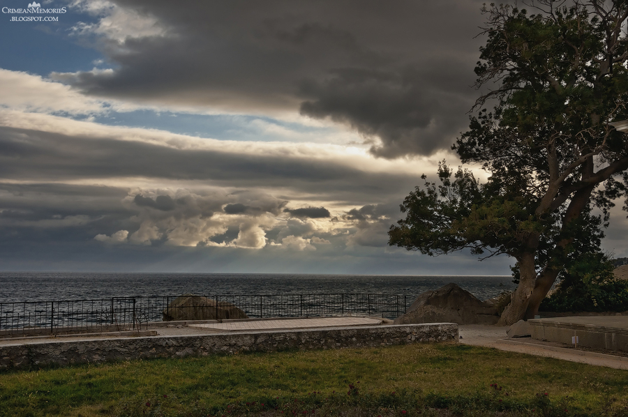 Crimea photo: landscapes, mountains, seascapes, sunsets from Yalta, Livadia, Massandra, Alupka, Foros and other great Crimean places of interest