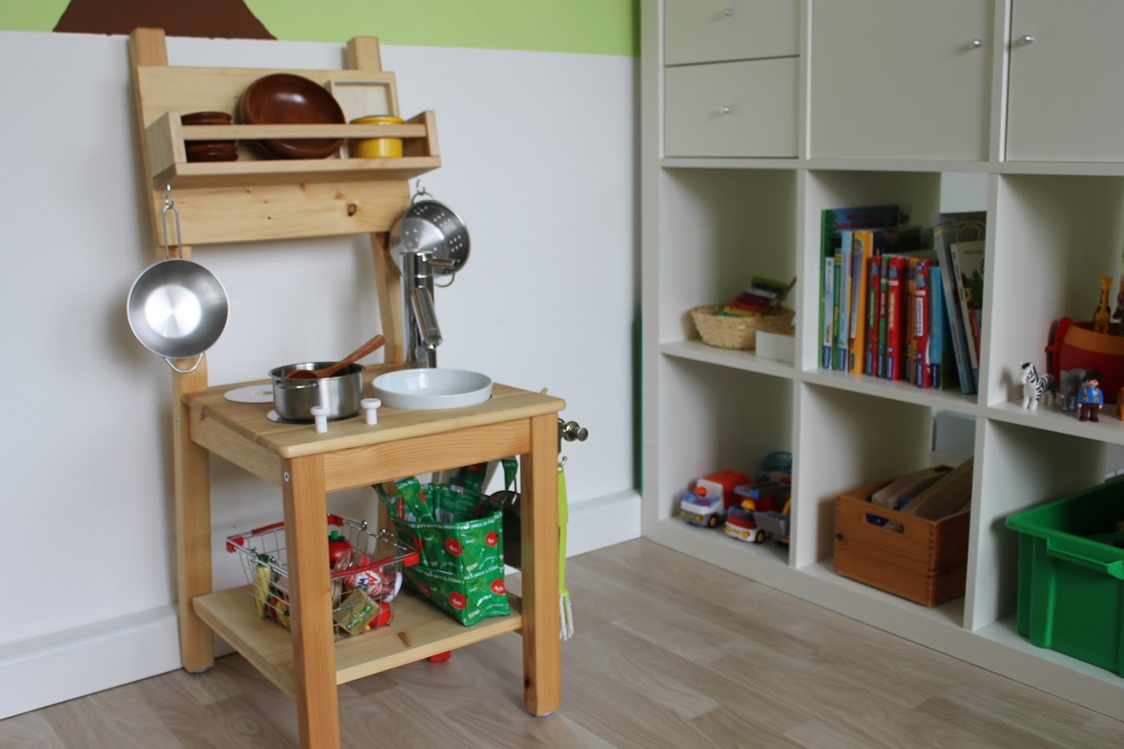 Vom Wiesengrund: Kinderküche selbst gebaut