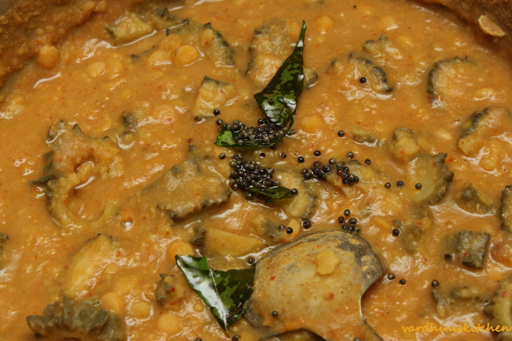 Cooks Joy Bitter Gourd (Pavakai) Pitlai