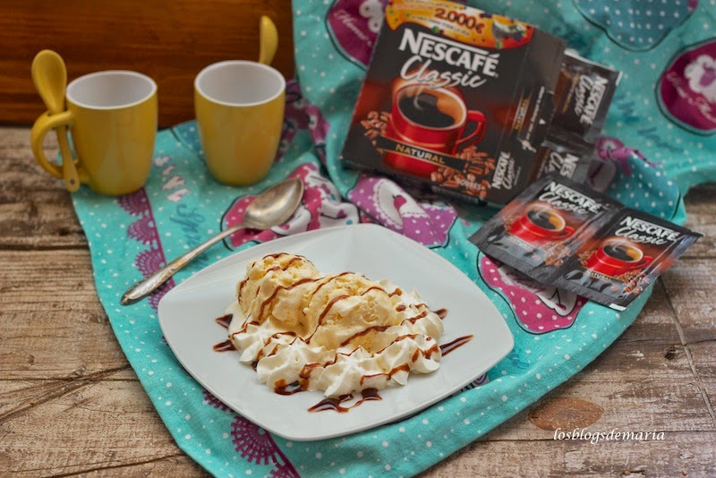 Helado de vainilla y café Helado de vainilla y café