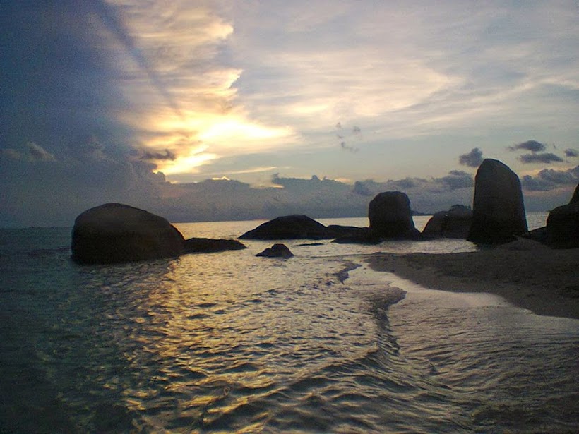 Pulau Batu Berlayar - sunset