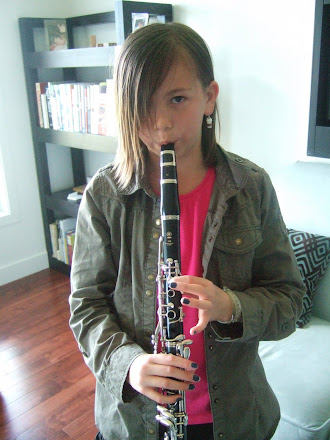 Grunge clarinetist