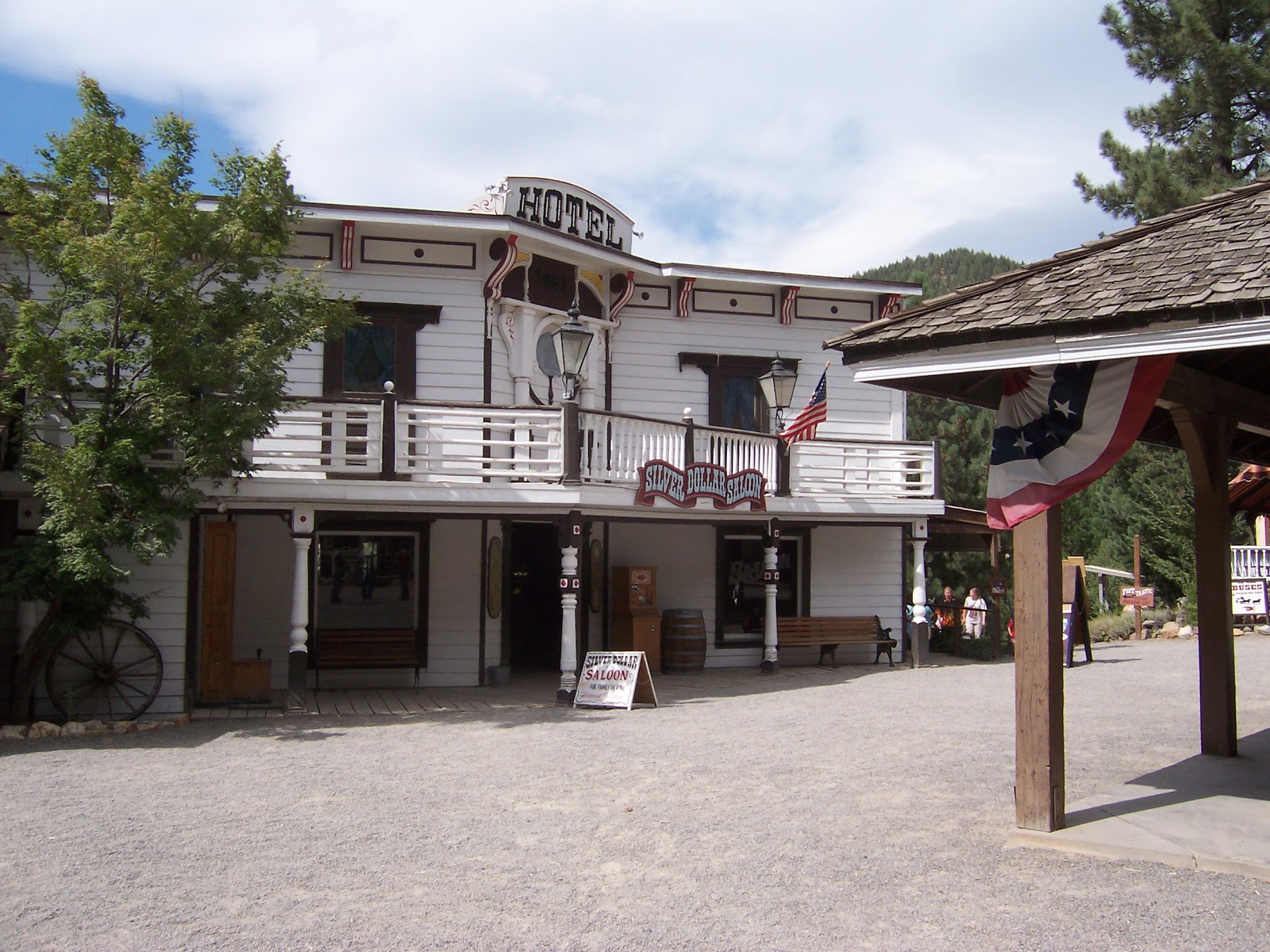 Travel Cali A visit to the Ponderosa...