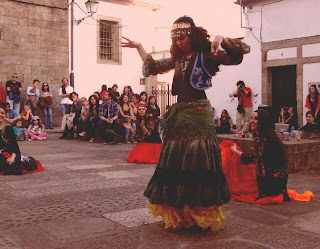 danza oriental feria de san pedro, santiago de compostela