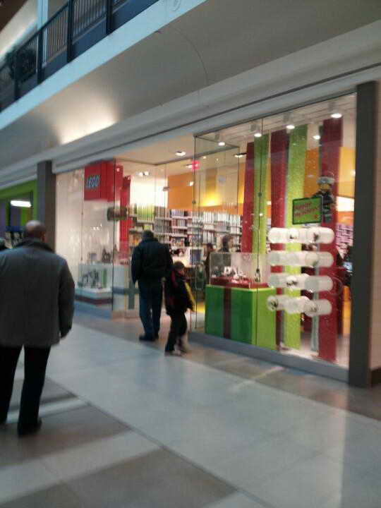 LEGO LEGO Store at Fairview Mall, Toronto, ON, Canada