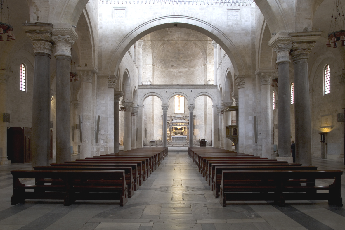 Lezioni di Storia dell'Arte Il Romanico Chiesa di San Nicola a Bari