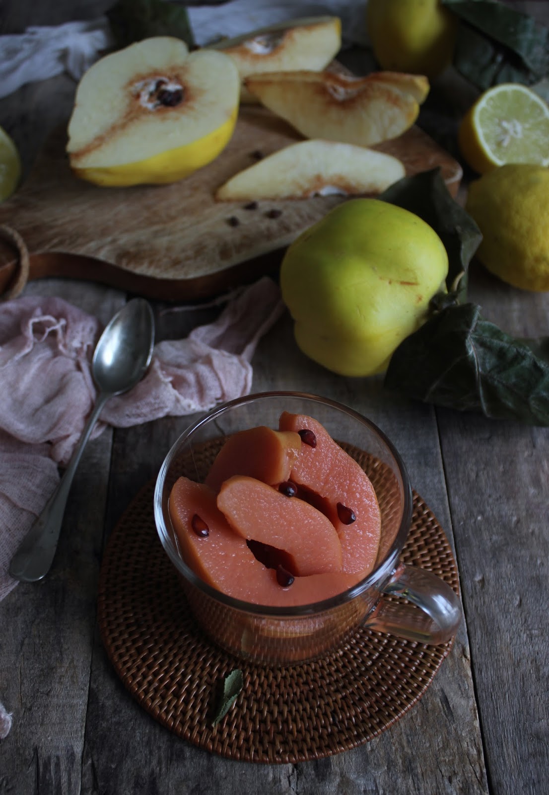 Vanilla&Staubzucker Quince compote Compote di mele cotogne Kompot