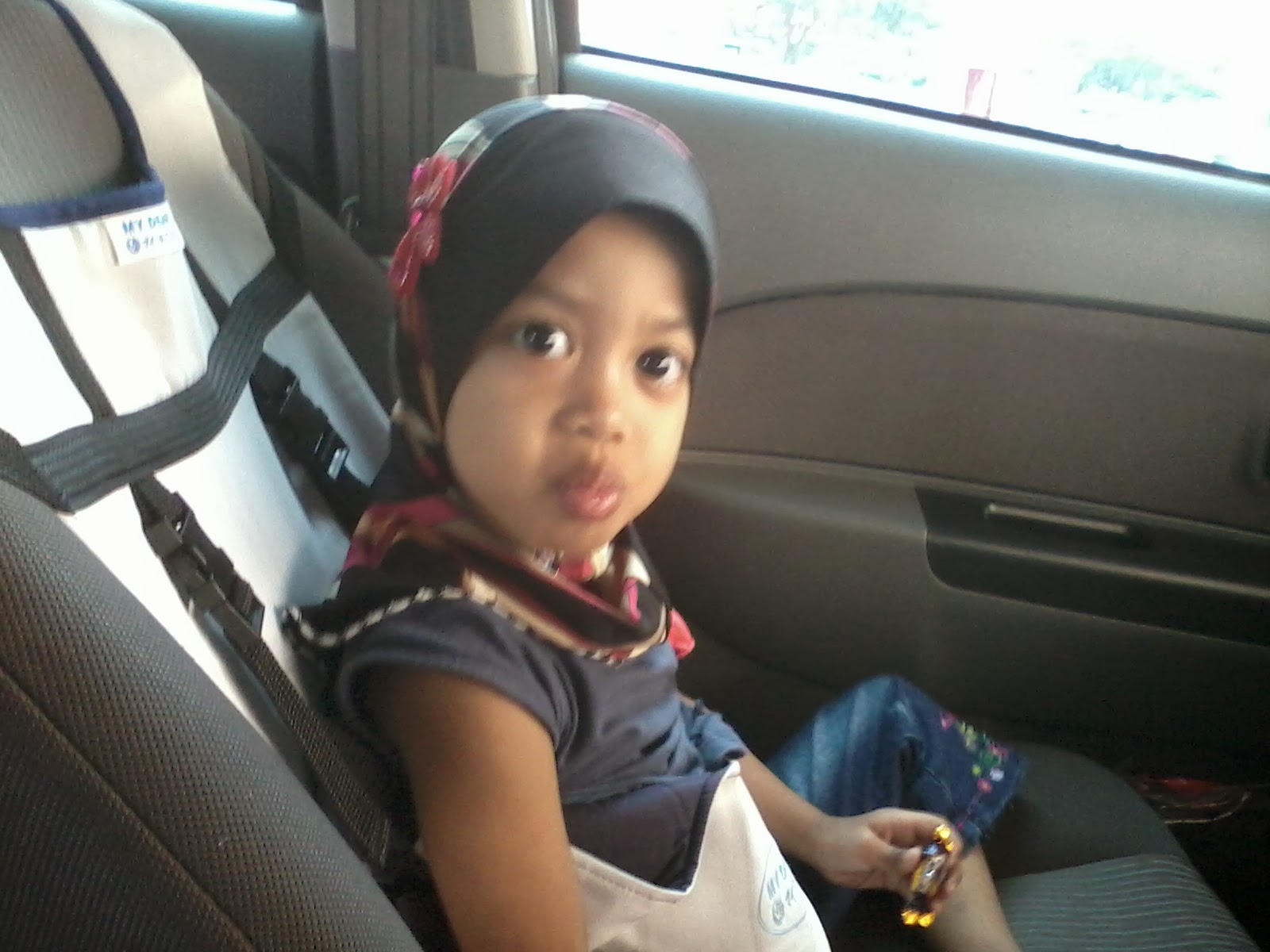 DAMIA..