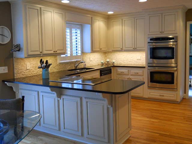 Refacing Kitchen Cabinets