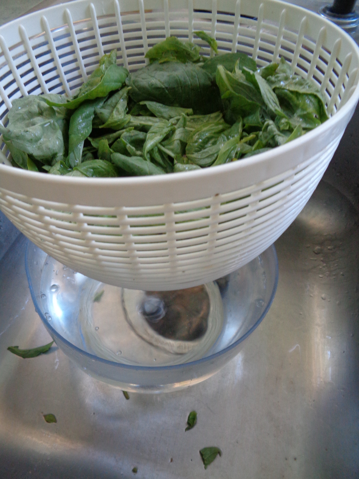 Nourished and Nurtured Quick and Easy Way to Prepare Salad Greens