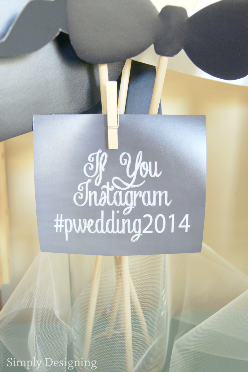 Rustic Glam Wedding Sign-In Table | #wedding #shutterflywedding @shutterfly #photobooth #printable