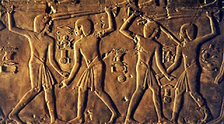 الرقص بالعصا (التحطيب) فى مصر القديمة أحد أساليب التأمل الحركى :